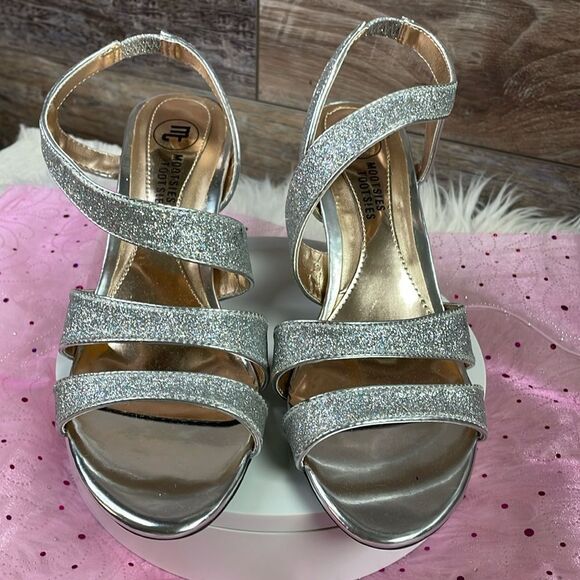 Mootsies Tootsies Strappy Silver Glitter Dress Clear Heel Sz 61/2 NWOT Old Stock - Picture 1 of 17